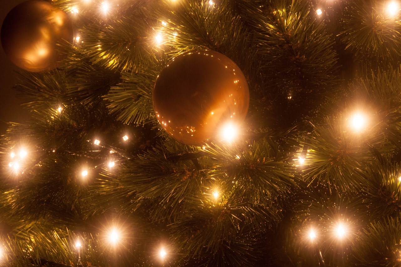 christmas christmas ornament tree decorations free photo