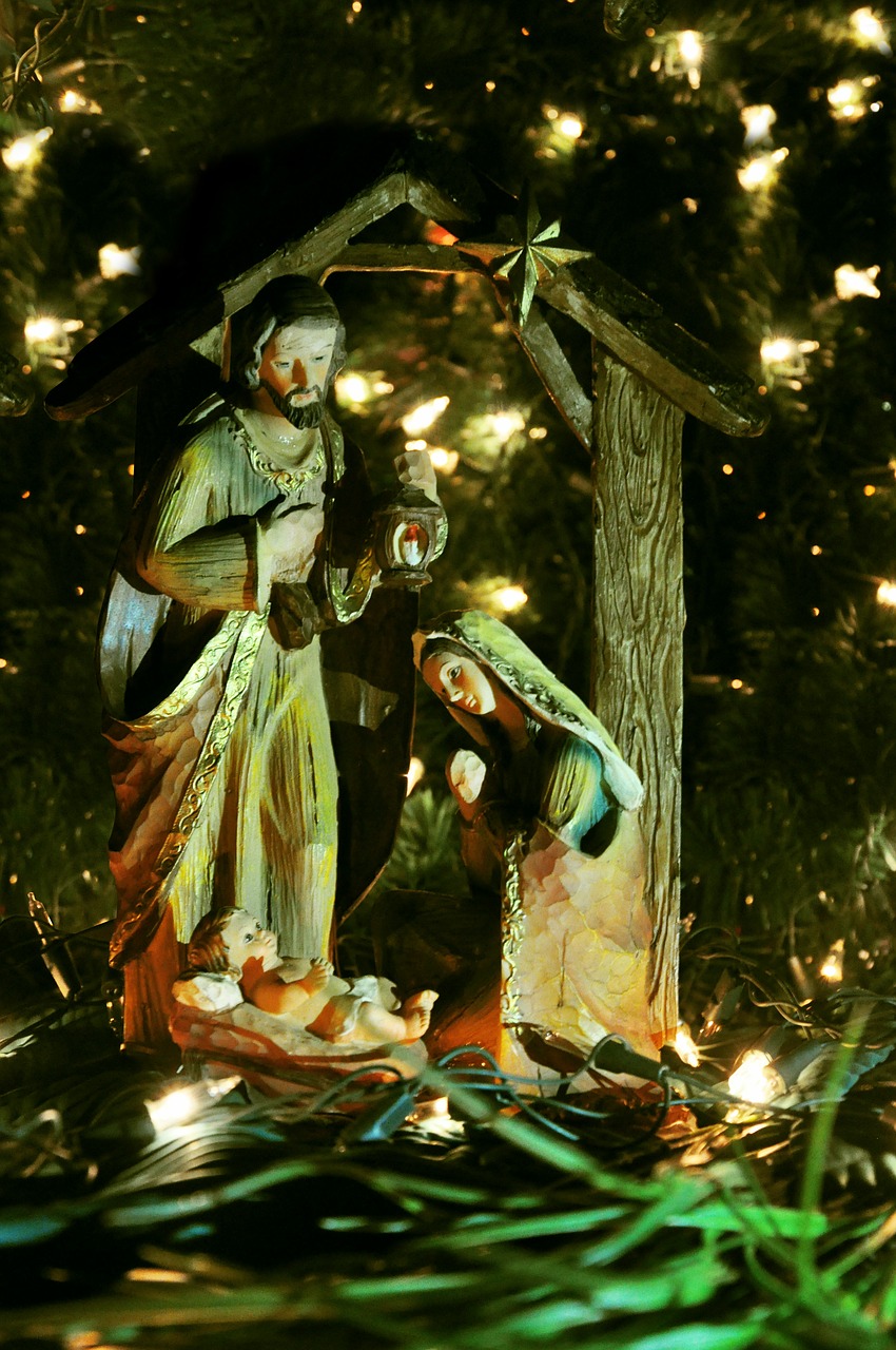christmas nativity scene jesus free photo