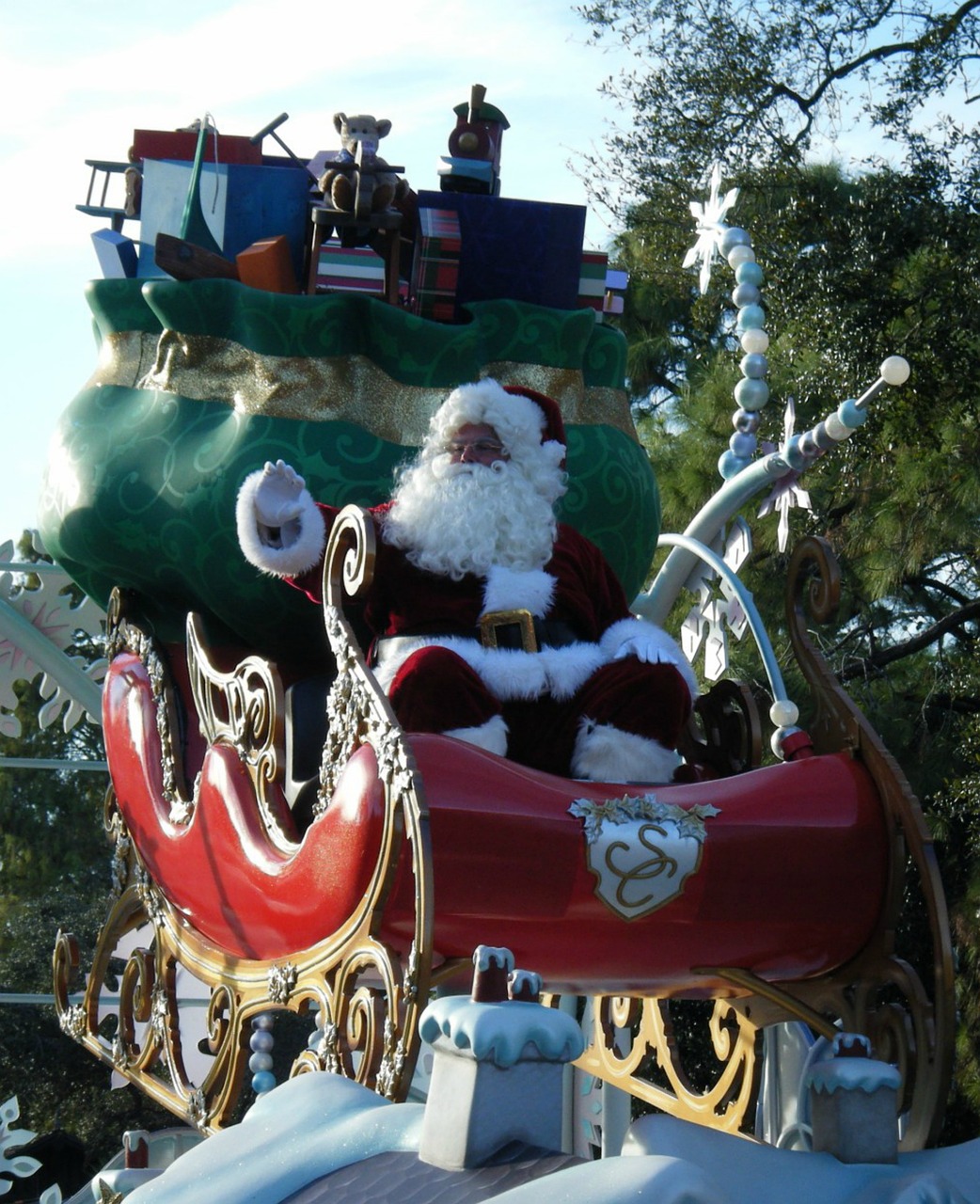 christmas parade magic kingdom free photo