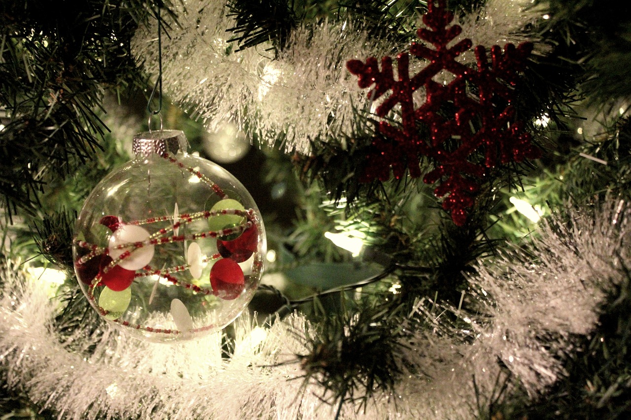 christmas tree ornament free photo