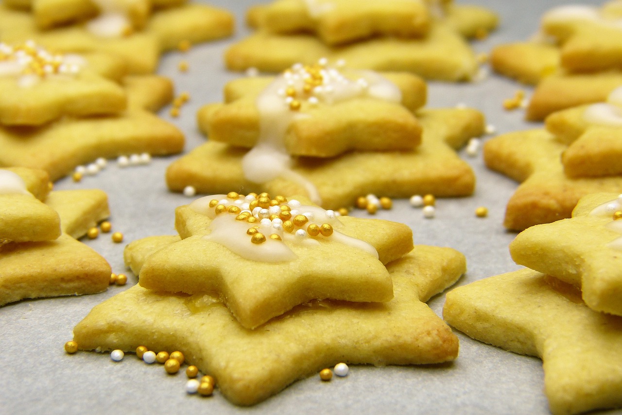 christmas biscuits star icing sugar free photo
