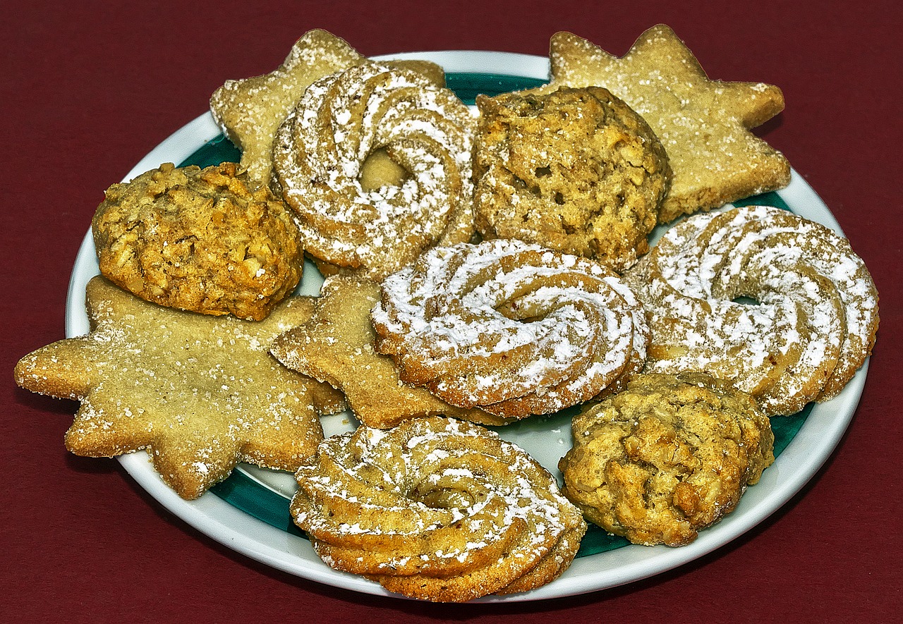 christmas biscuits cookie cookies free photo