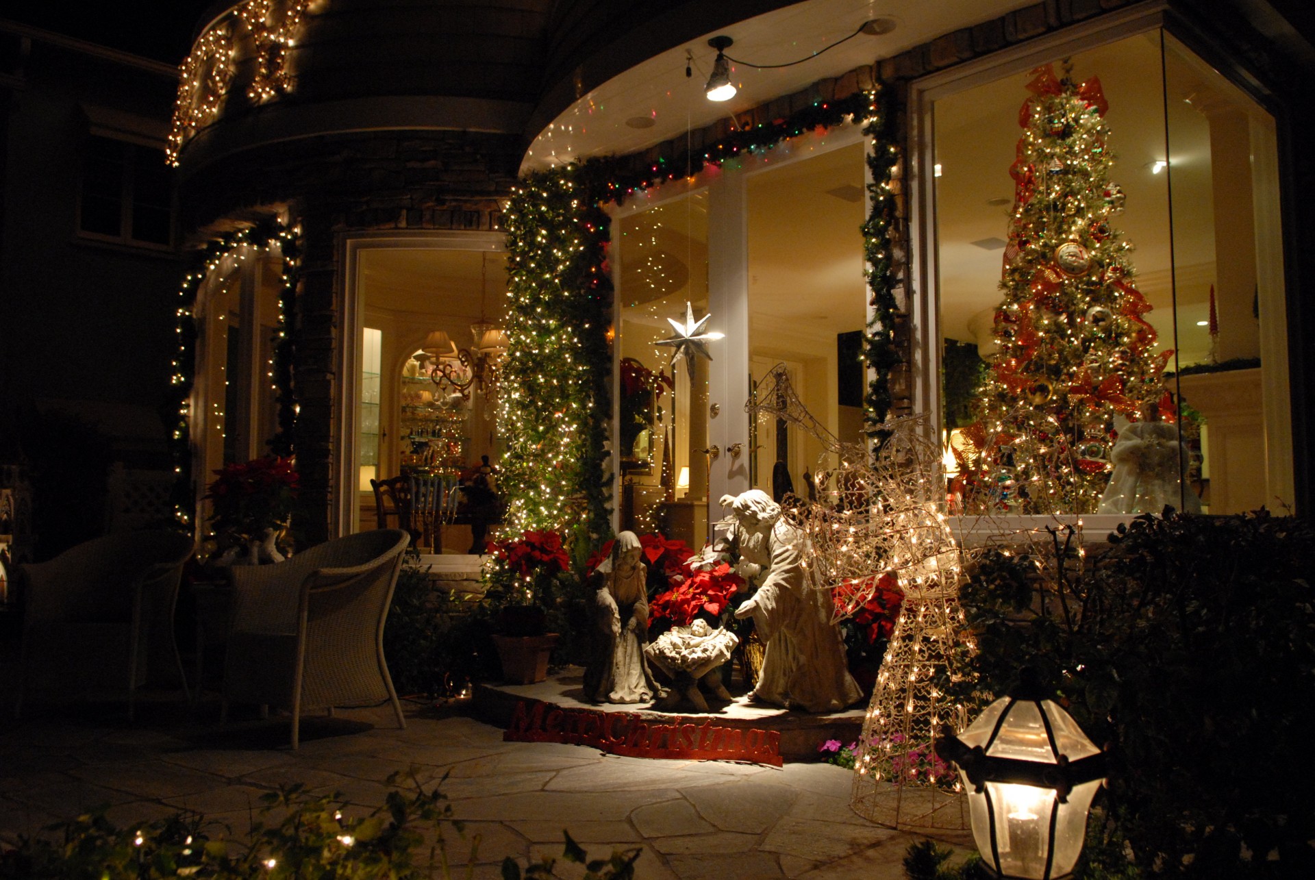 christmas decoration entrance free photo