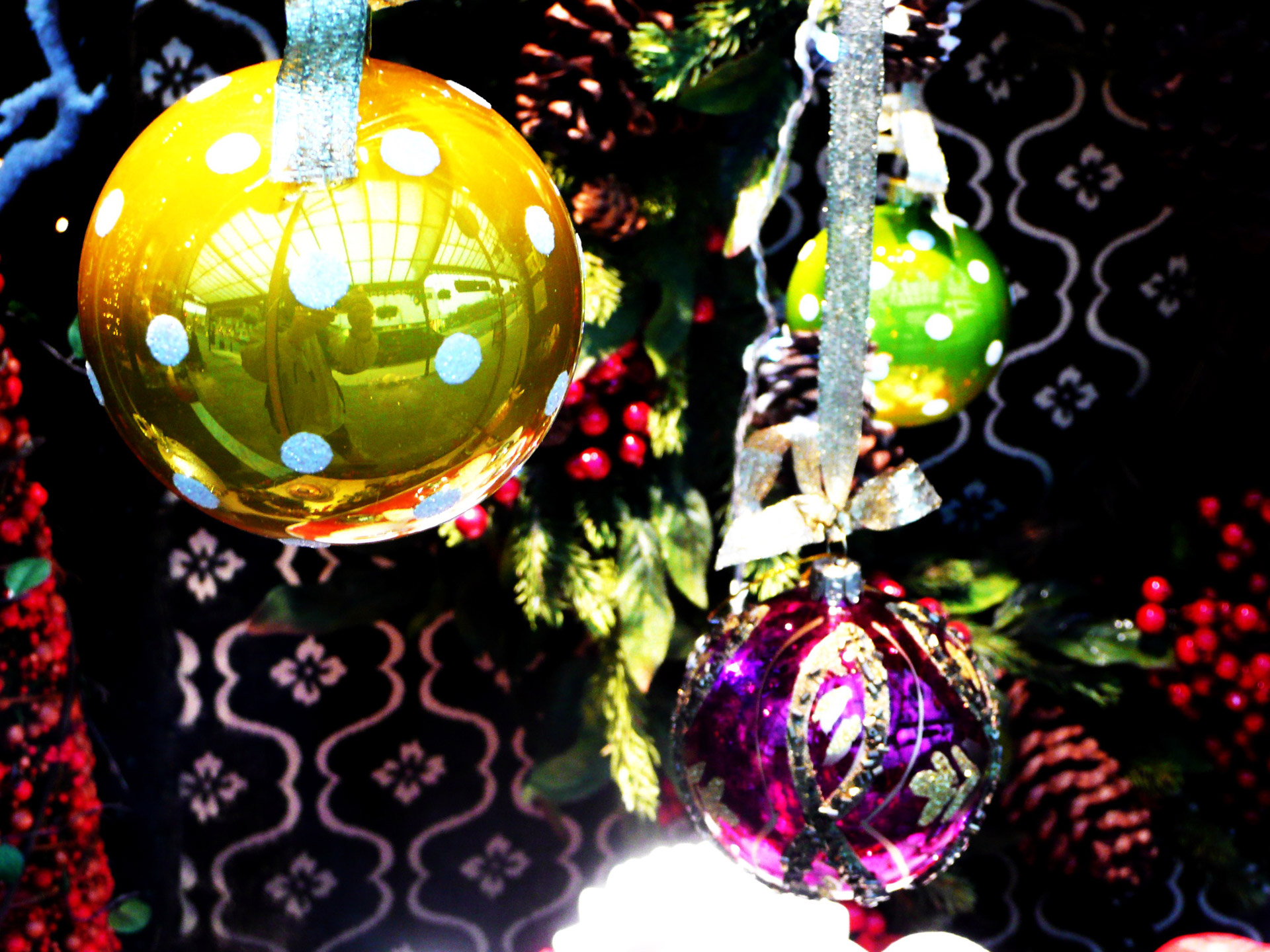 balls baubles celebration free photo