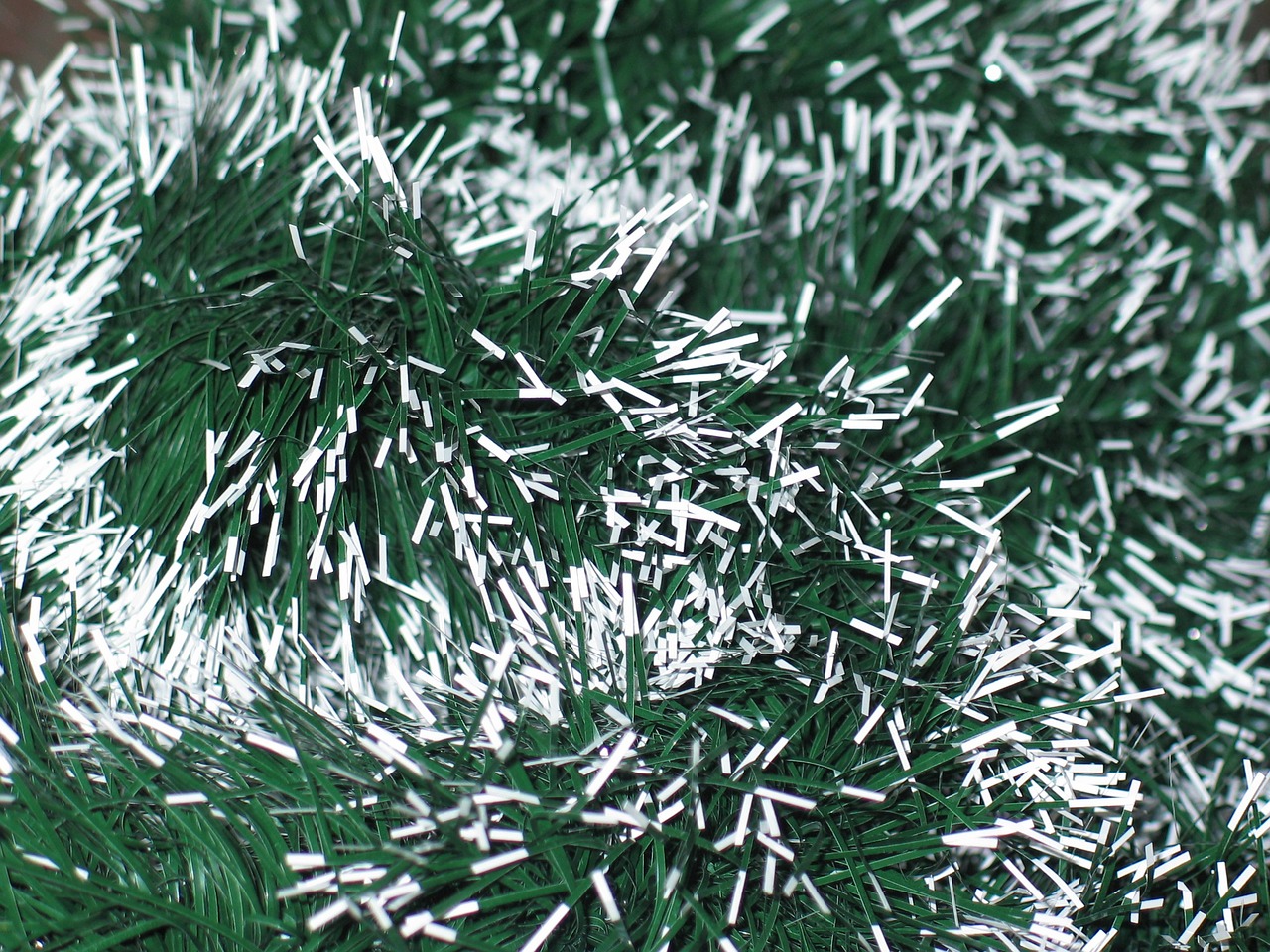 christmas garland garland artificial free photo