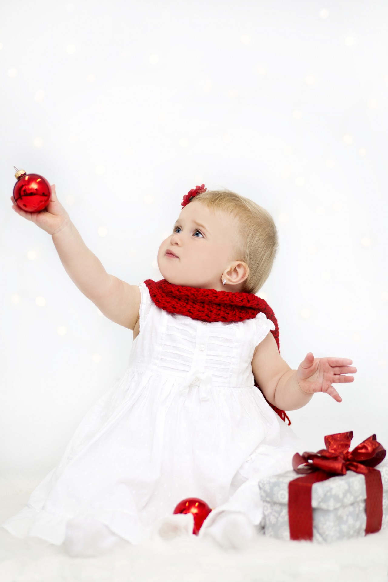 christmas girl season free photo