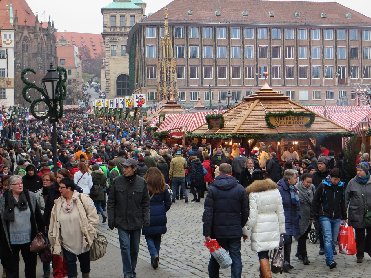 christmas market nuremberg christmas buden free photo