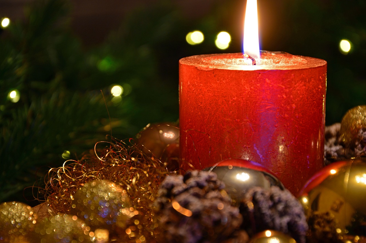christmas picture  christmas candle  christmas decorations free photo