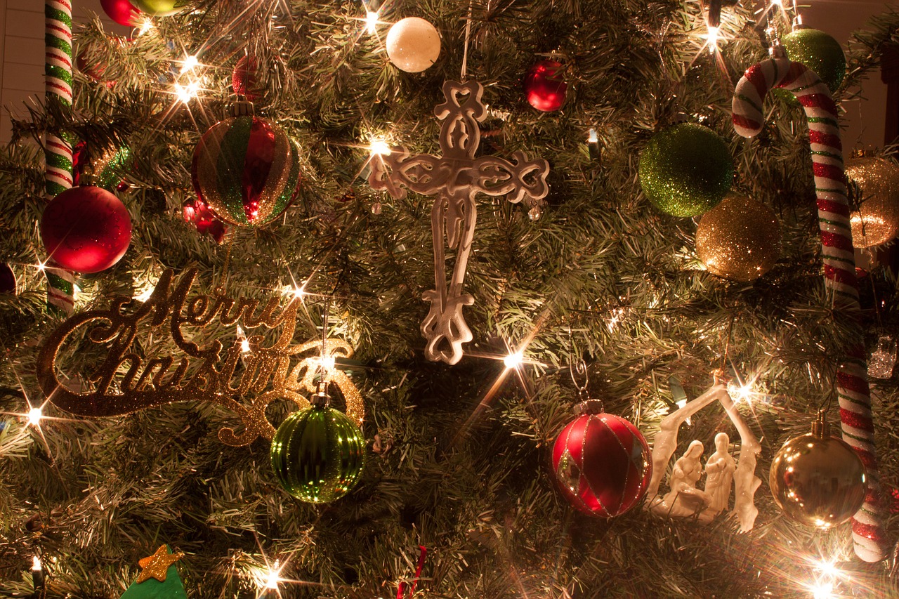 christmas tree ornaments cross free photo