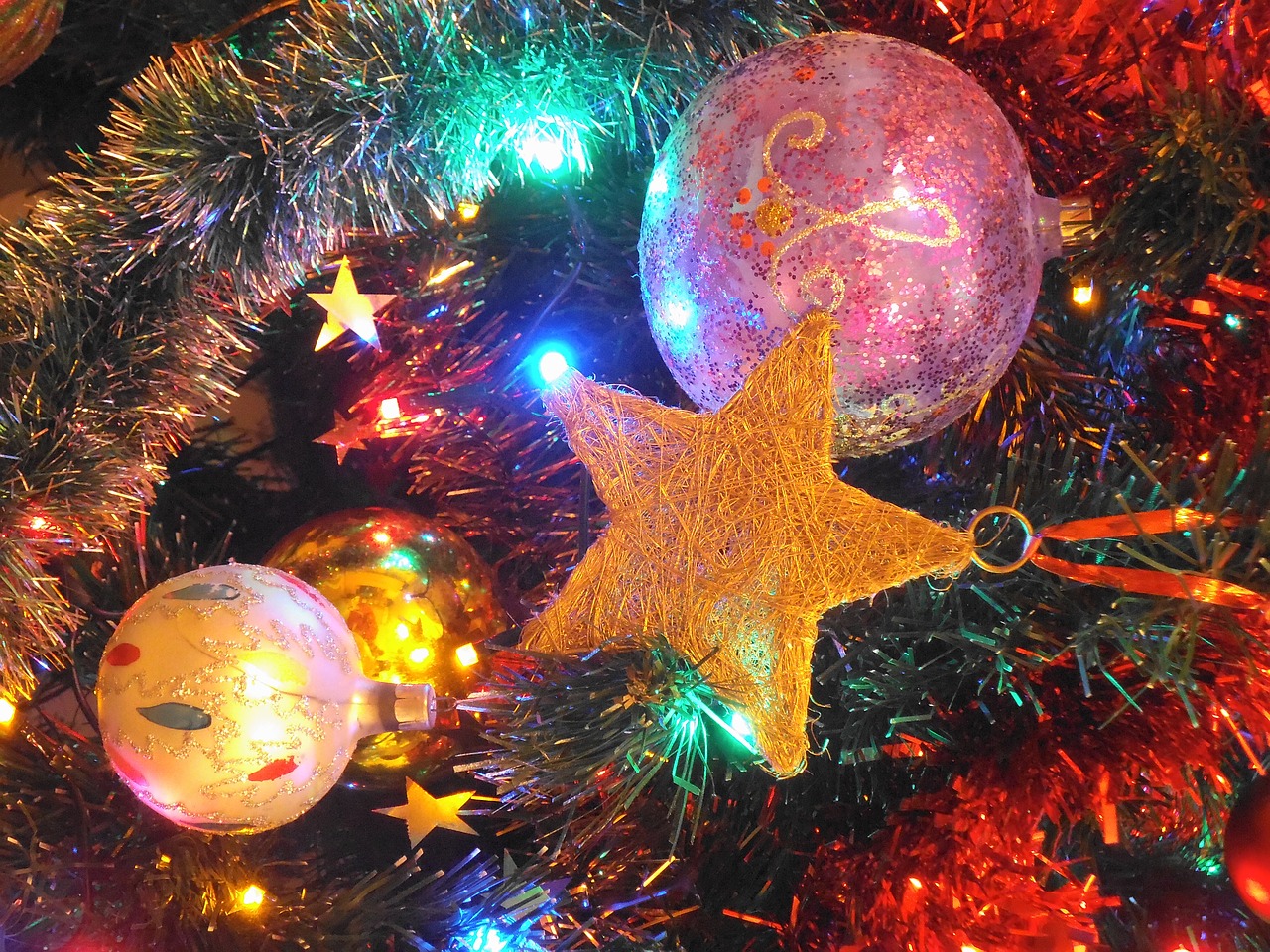 christmas tree christmas decorations star free photo