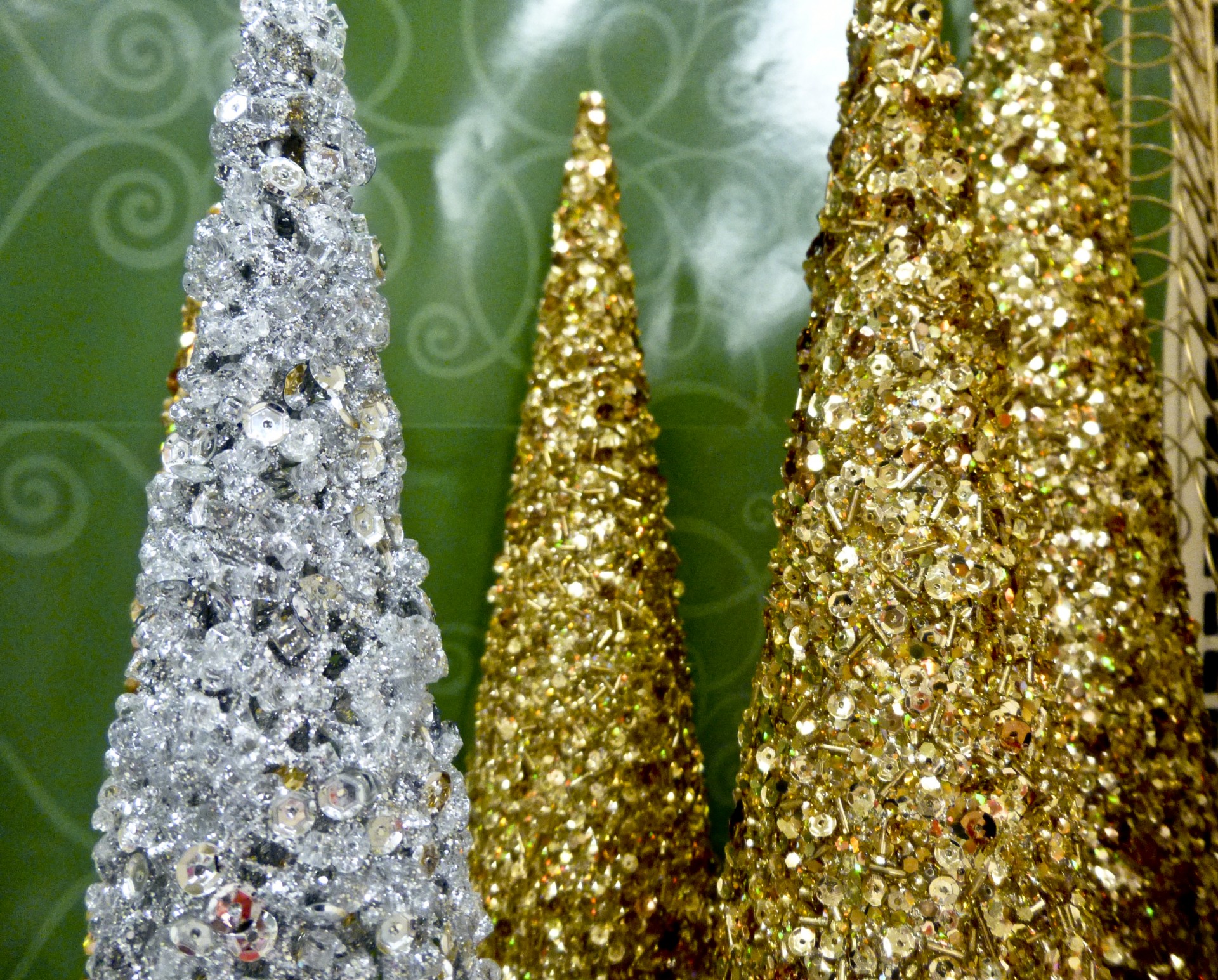 glitter christmas tree free photo