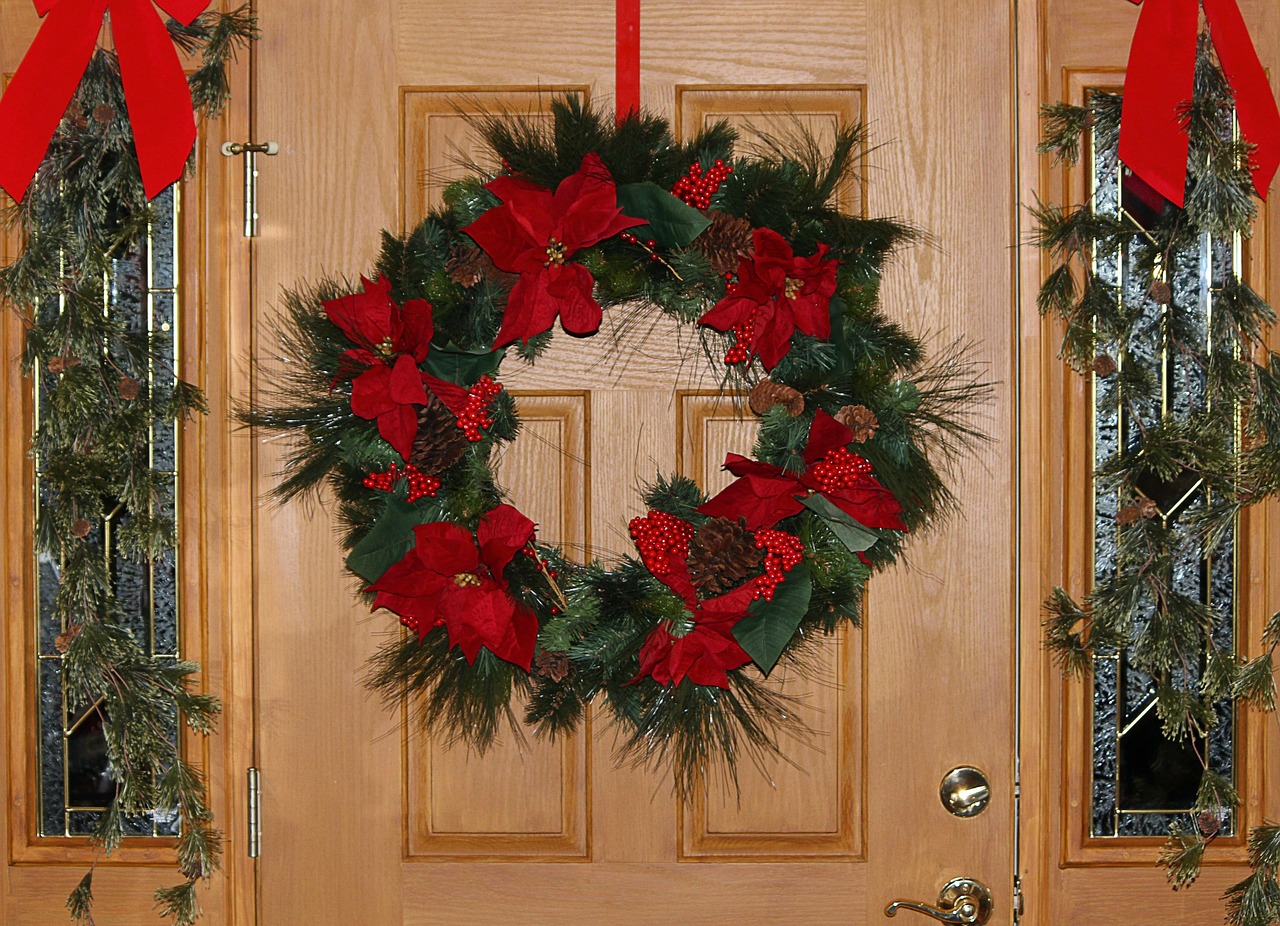 christmas wreath door decoration holiday free photo