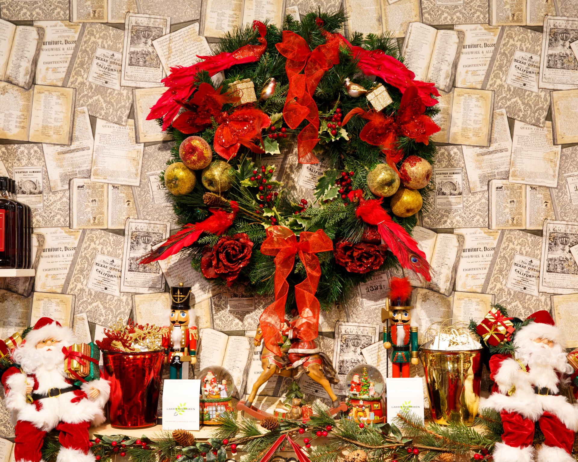 fireplace wreath christmas free photo