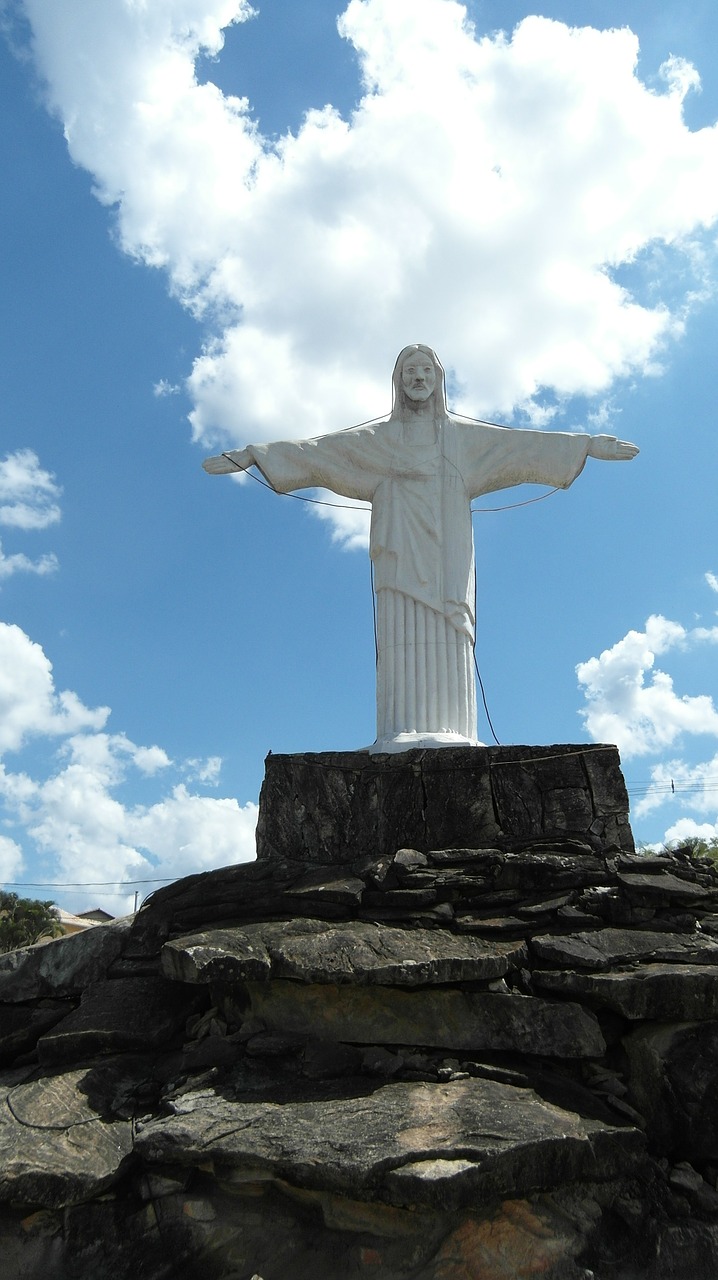 christo statue minas gerais free photo