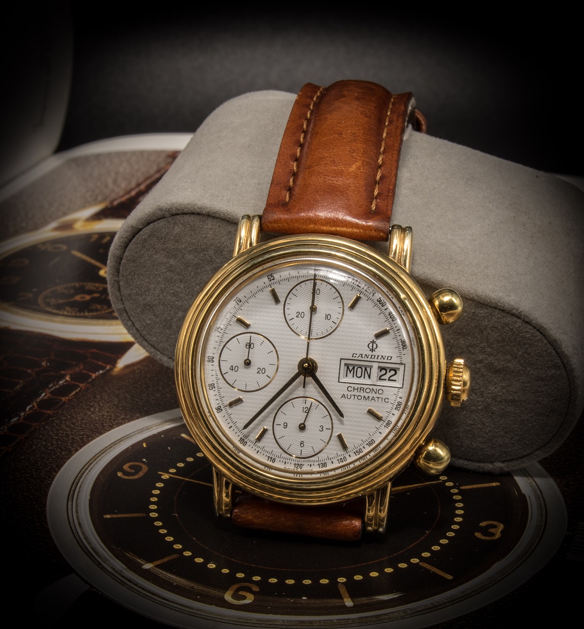 chronograph  wrist watch  valjoux free photo