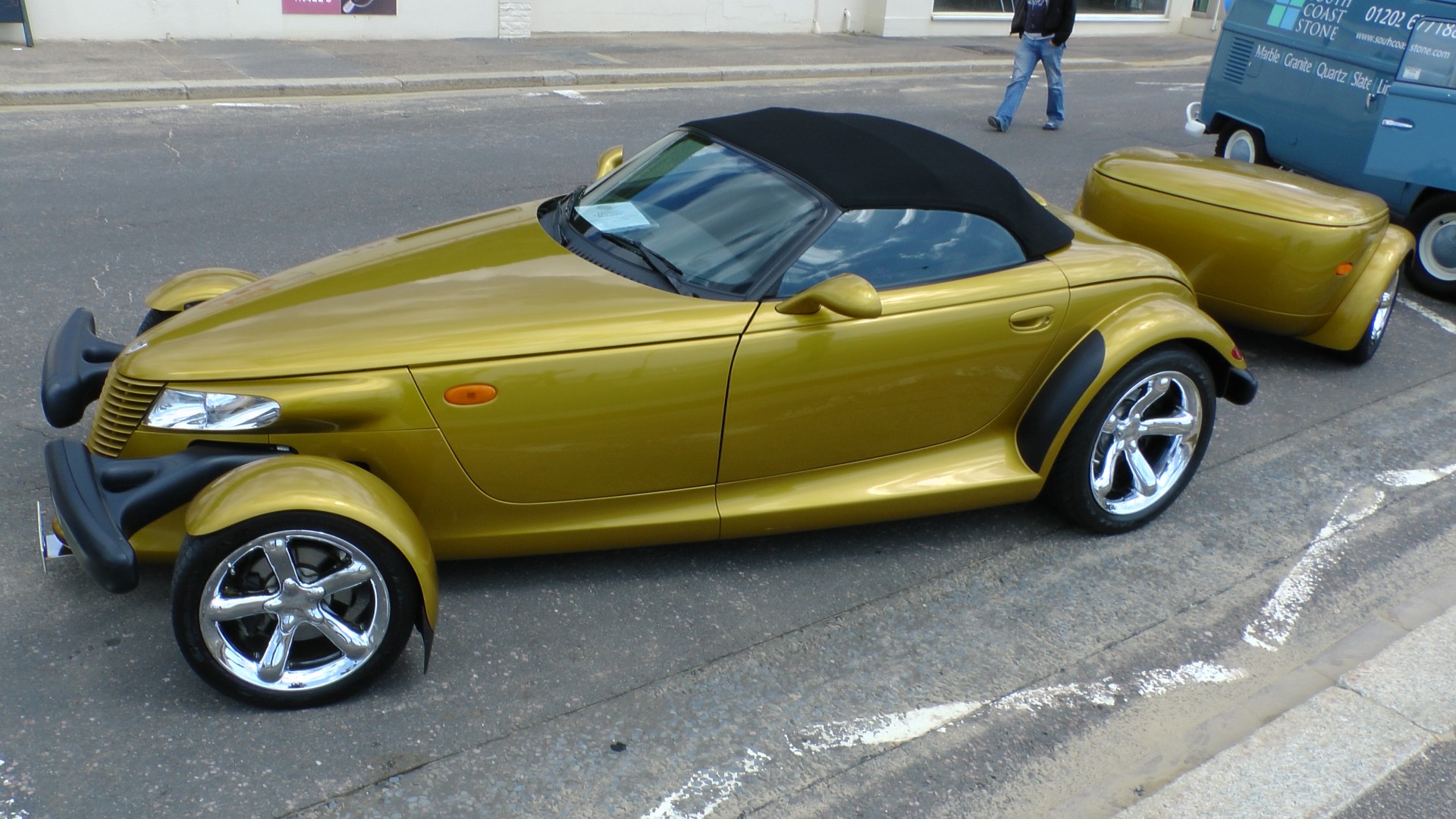 Plymouth Prowler с прицепом