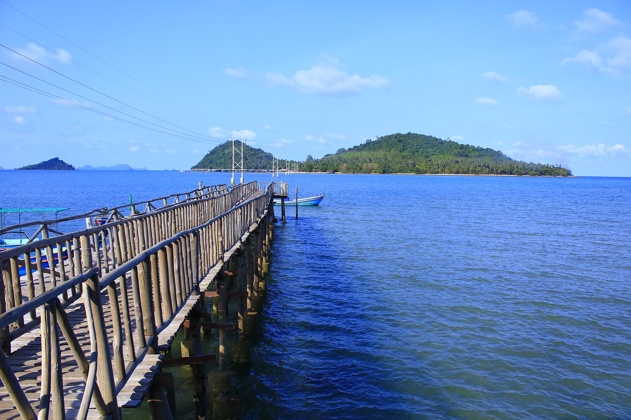 chumphon sea koh chumphon sea thailand free photo