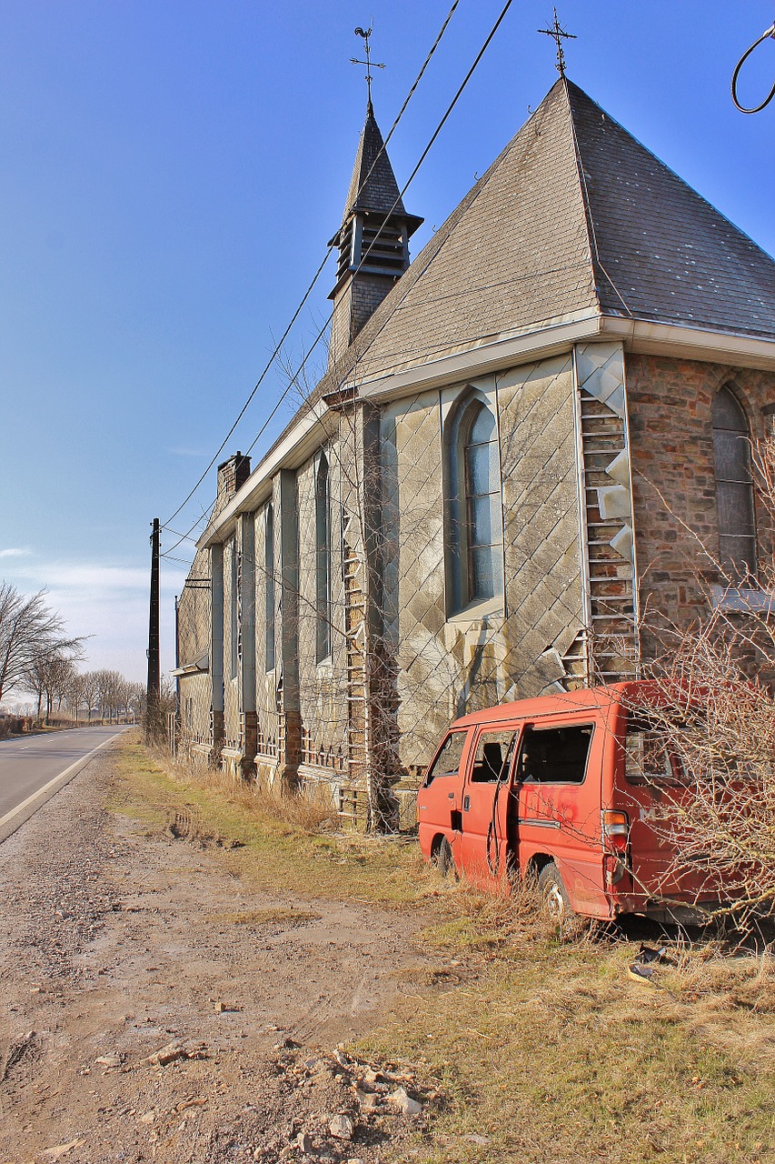 church ruin desert free photo