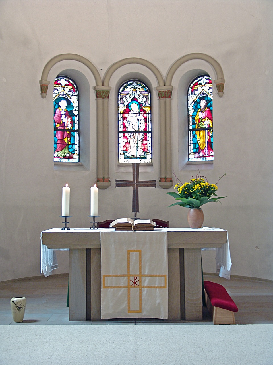 church altar christian free photo