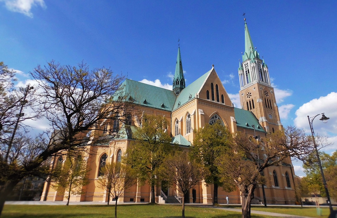 church architecture monument free photo