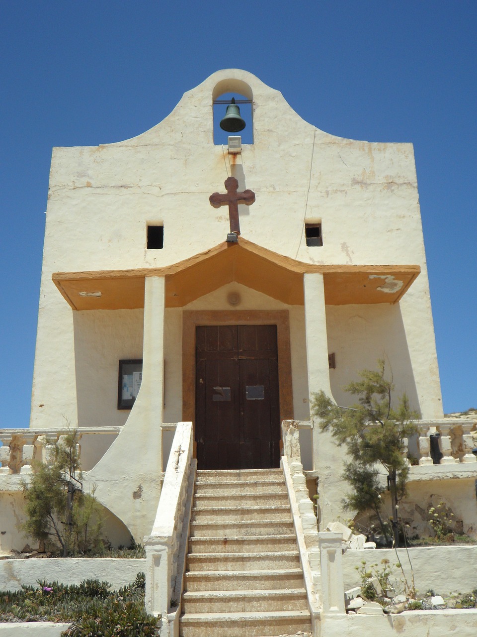 church chapel building free photo