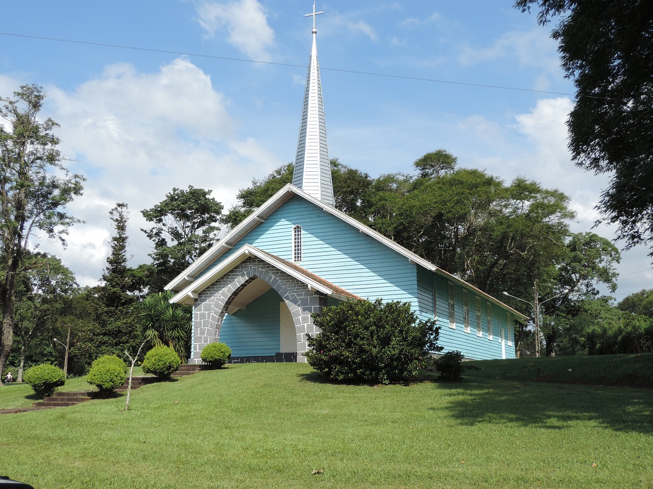 church blue nature free photo