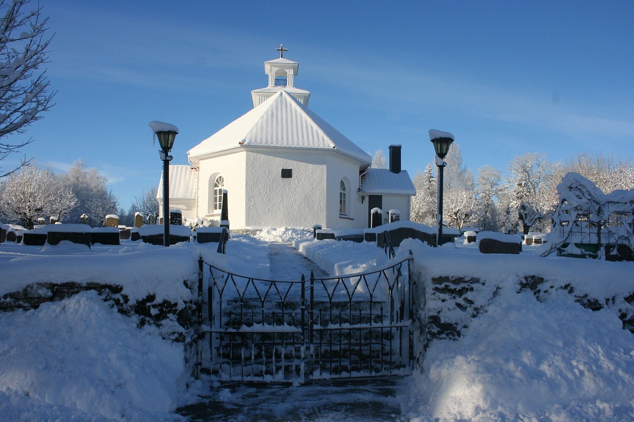 church winter blue sky free photo