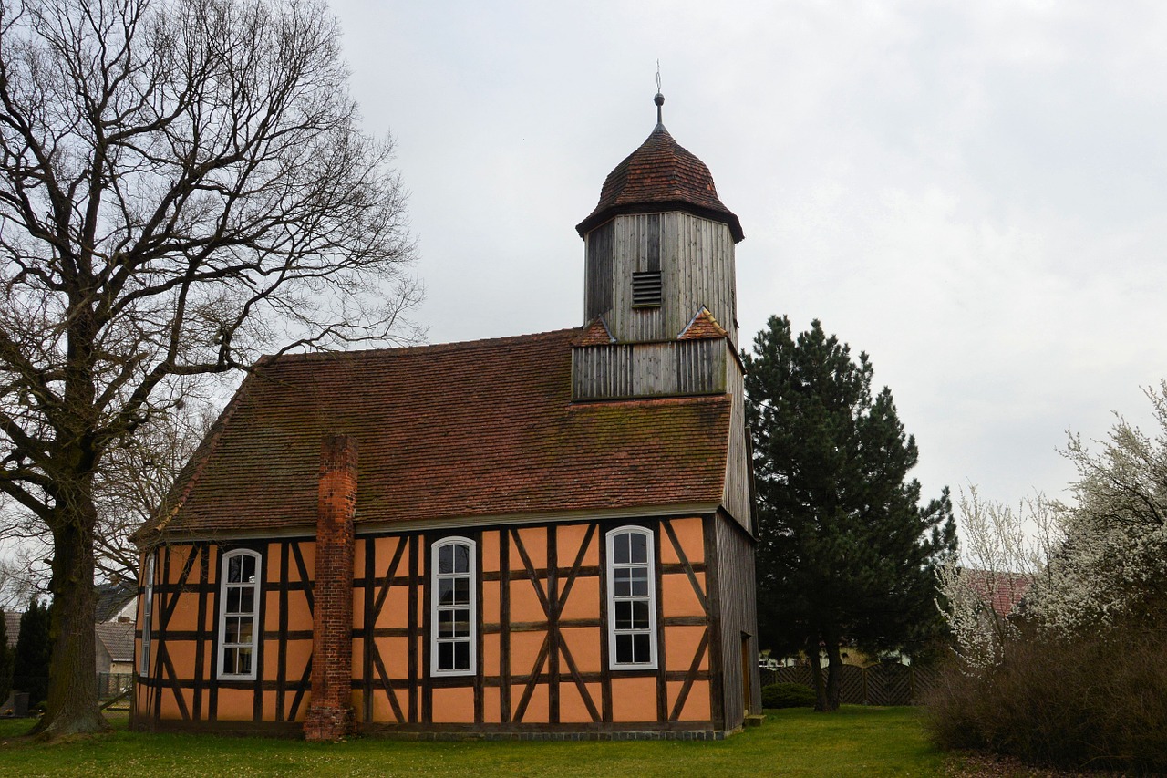 church timber framed building pray free photo