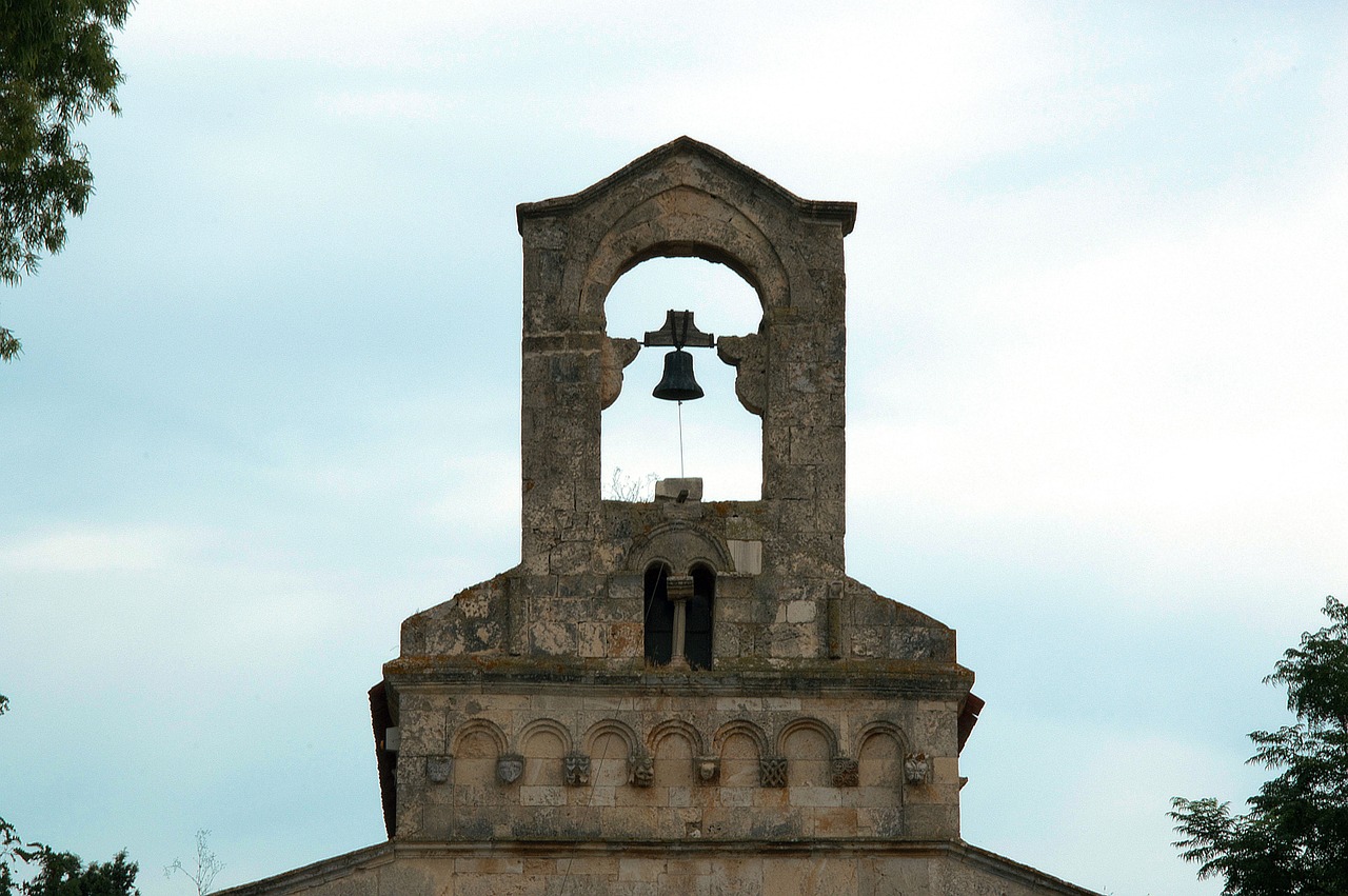 church monument romanesque style free photo