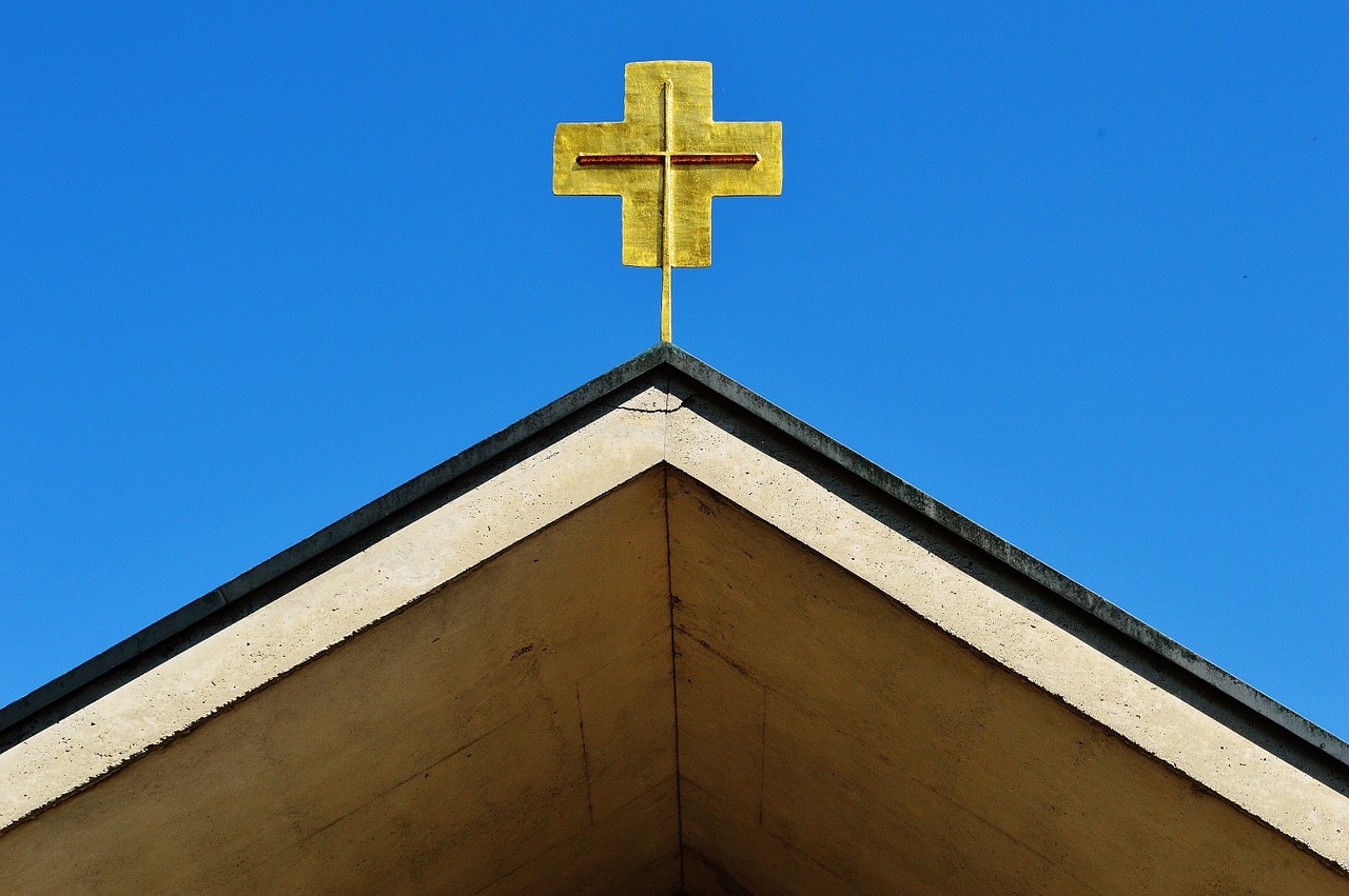 church roof architecture free photo