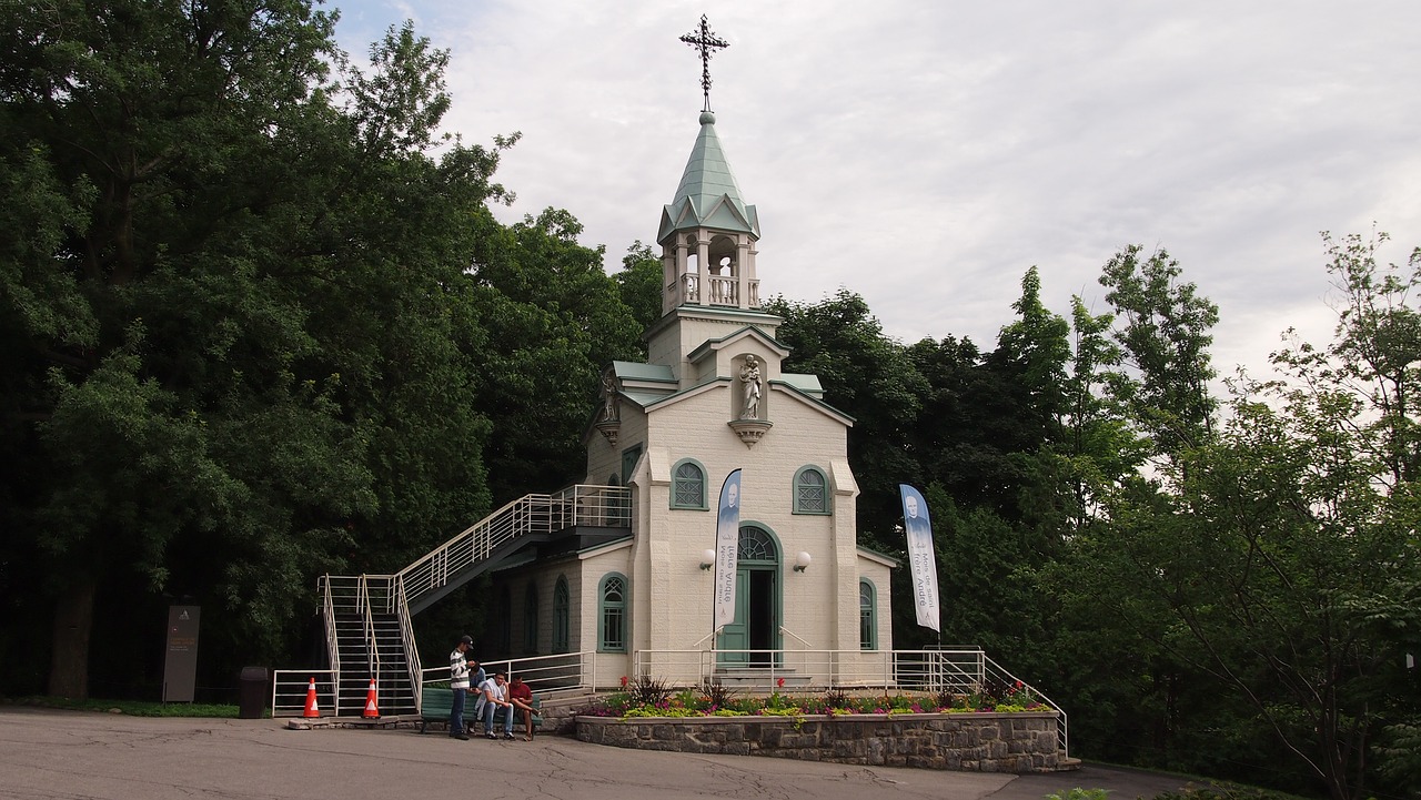 church chapel canada free photo