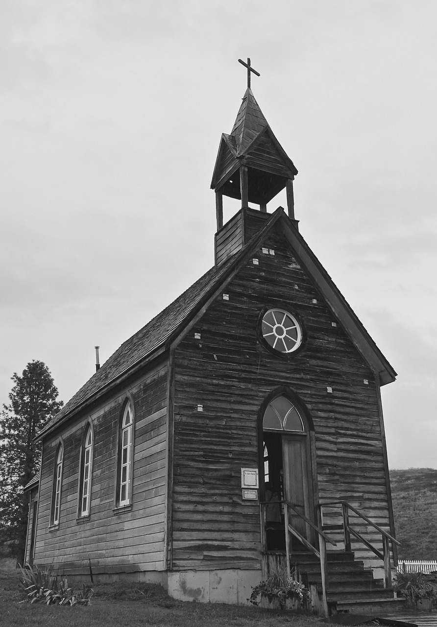 church wooden kelowna free photo