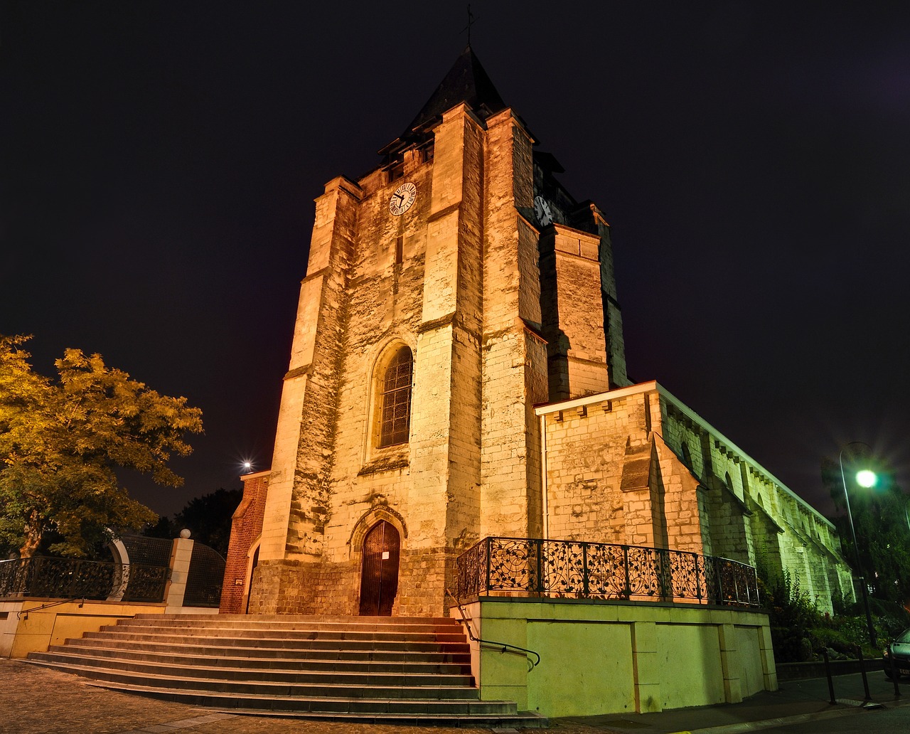 church architecture night free photo