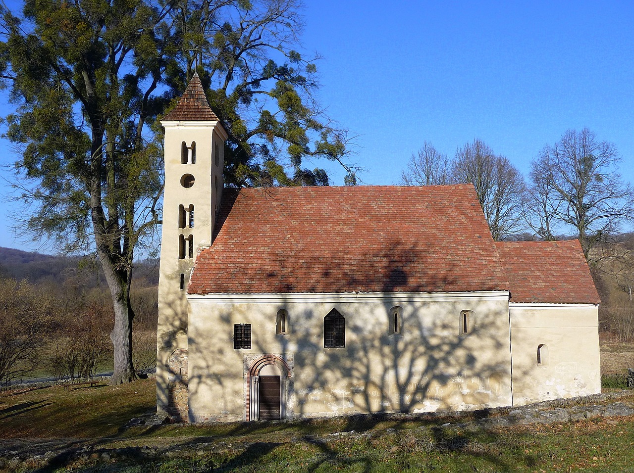 church architecture old free photo