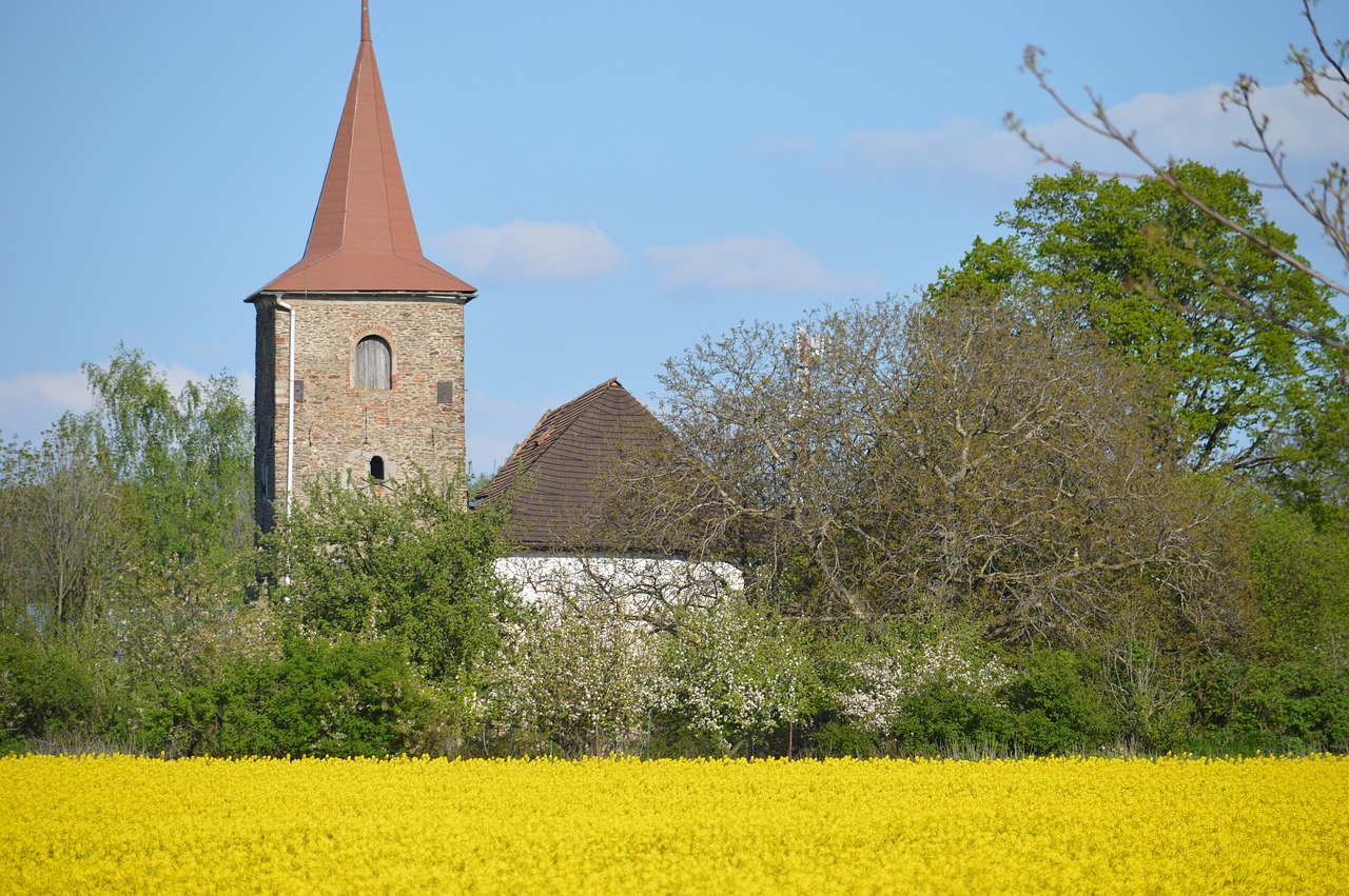 church countryside recreation free photo