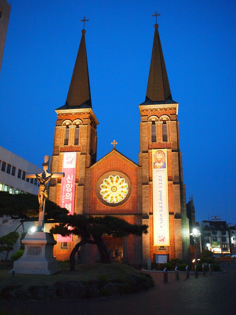 church daegu korea free photo