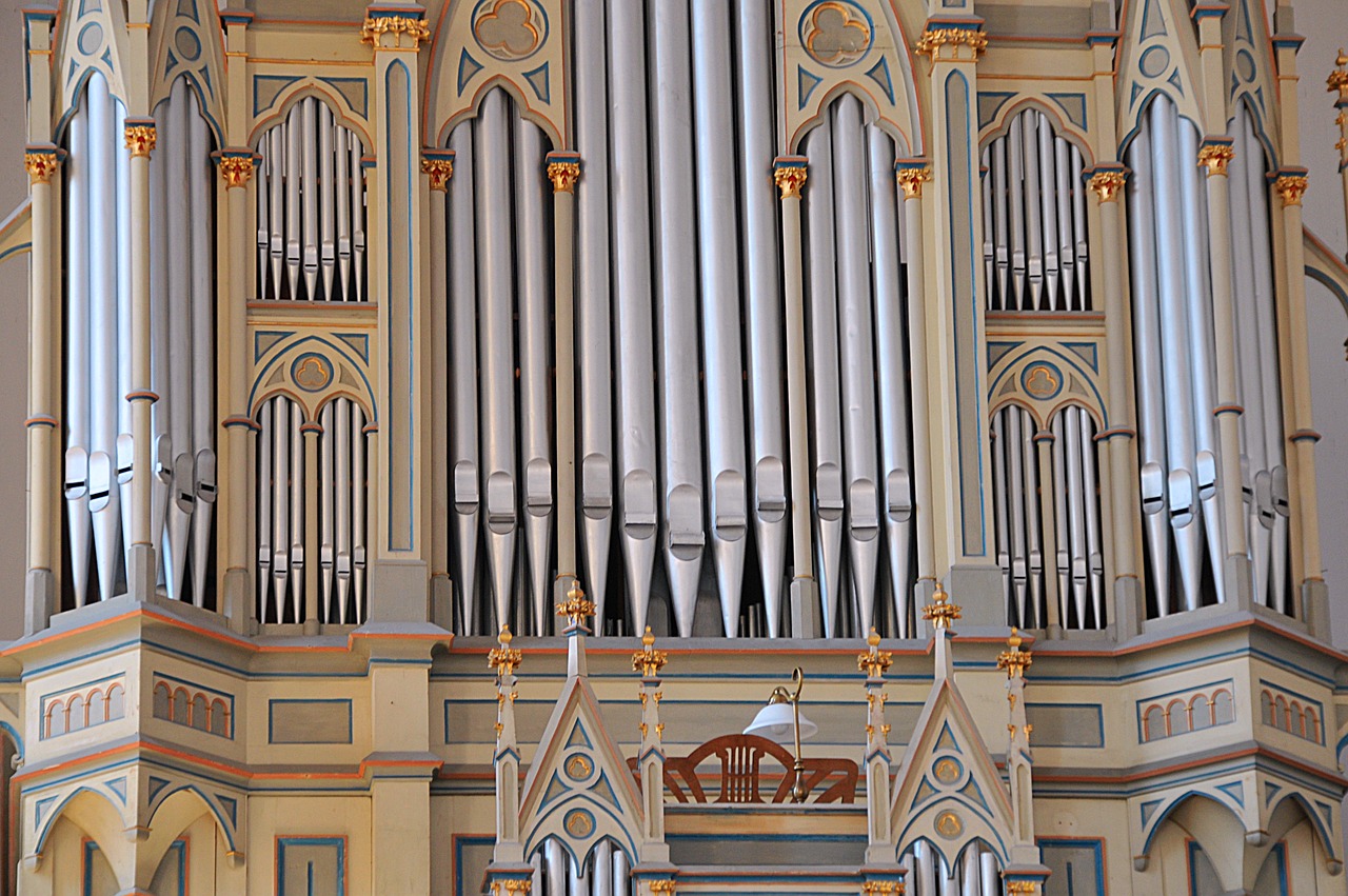 church organ metal free photo