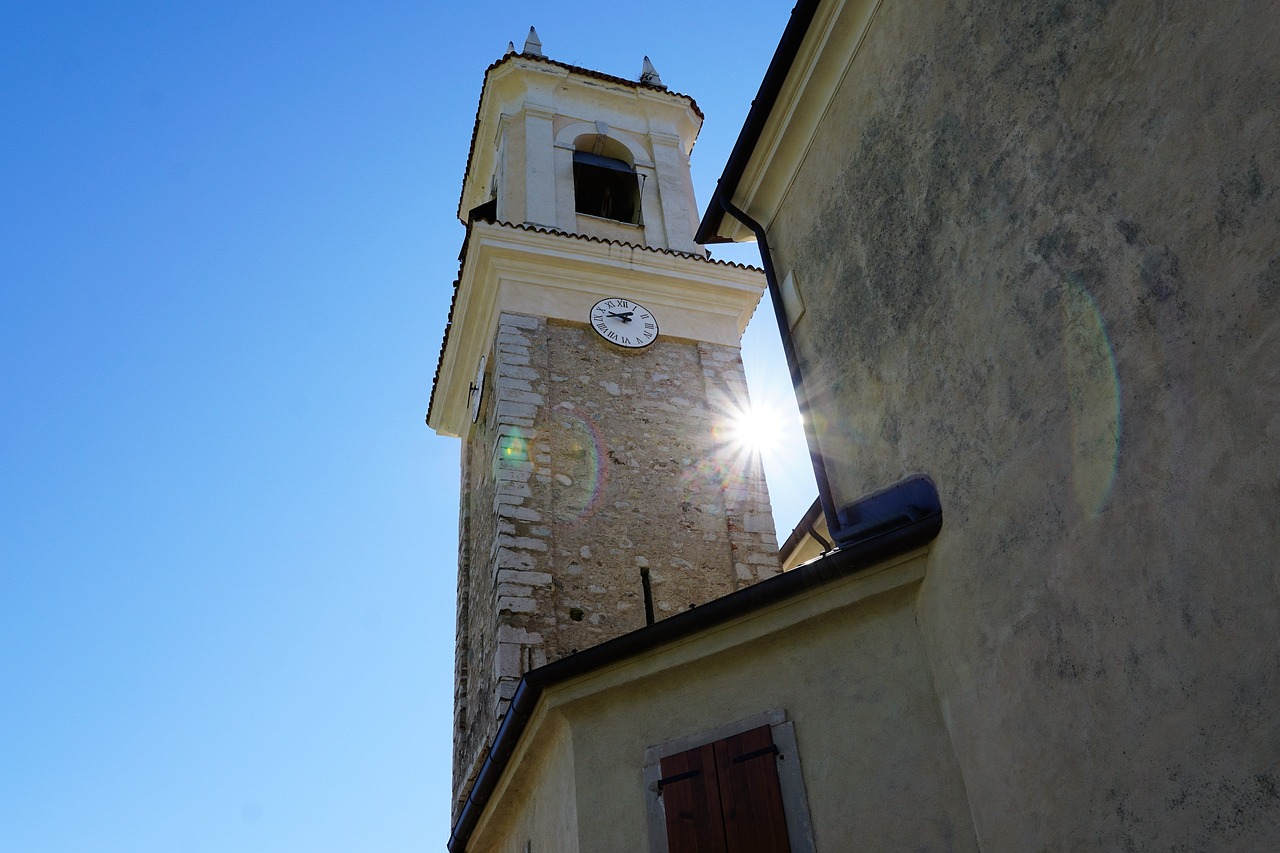 church italy garda free photo