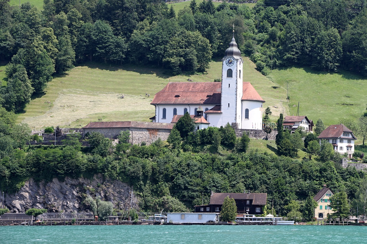 church flüelen water free photo