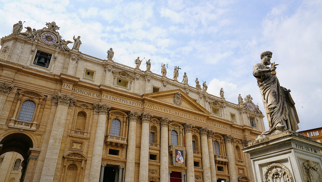 church italy the vatican free photo