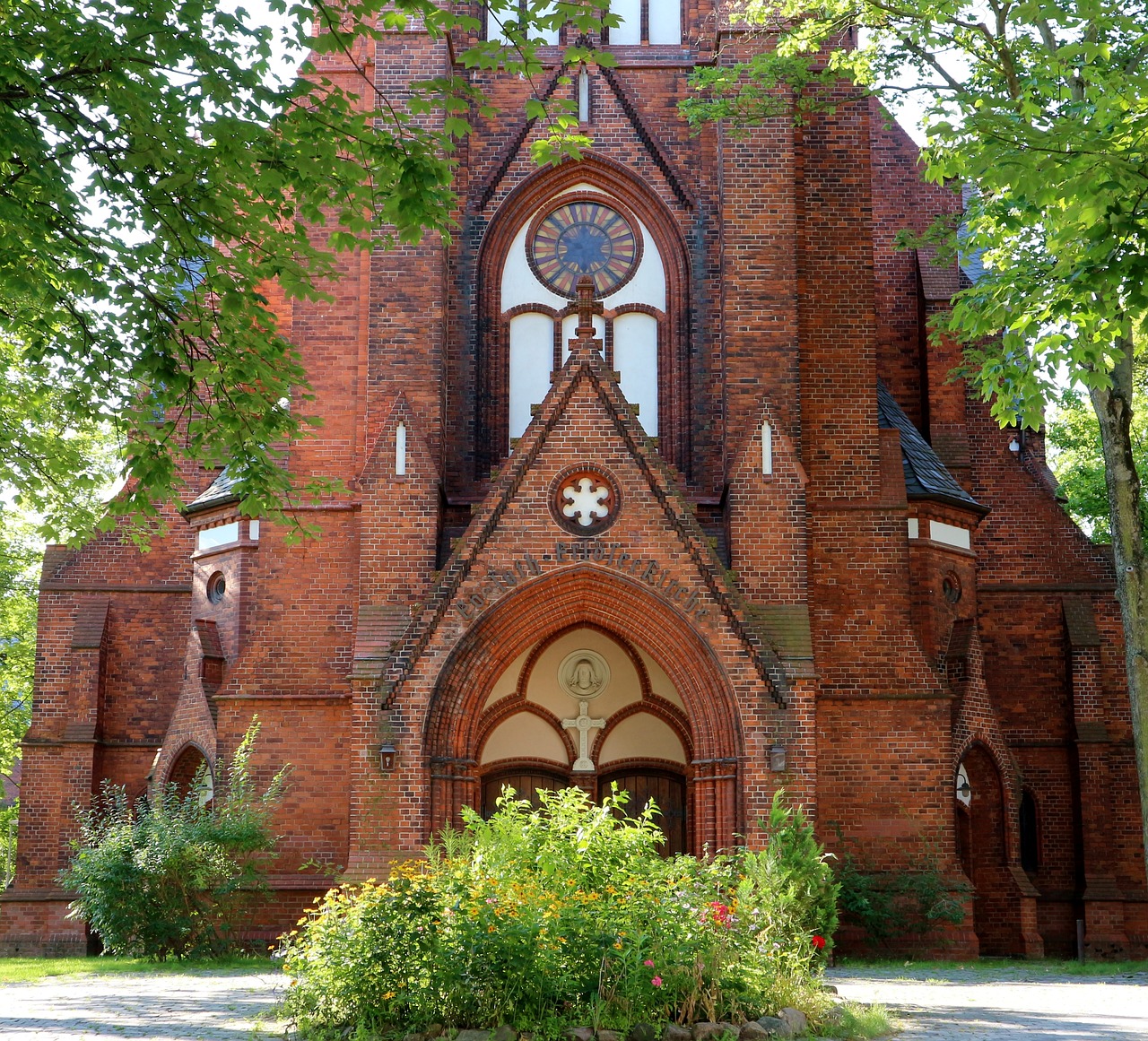 church berlin lichtenberg free photo