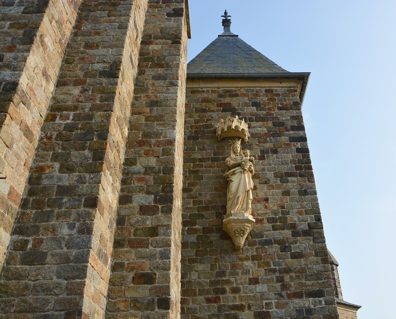 church wall architecture free photo