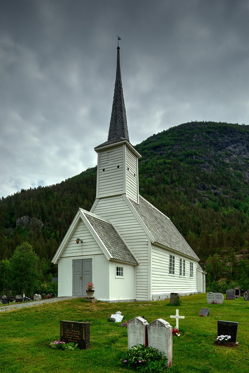 church building house free photo