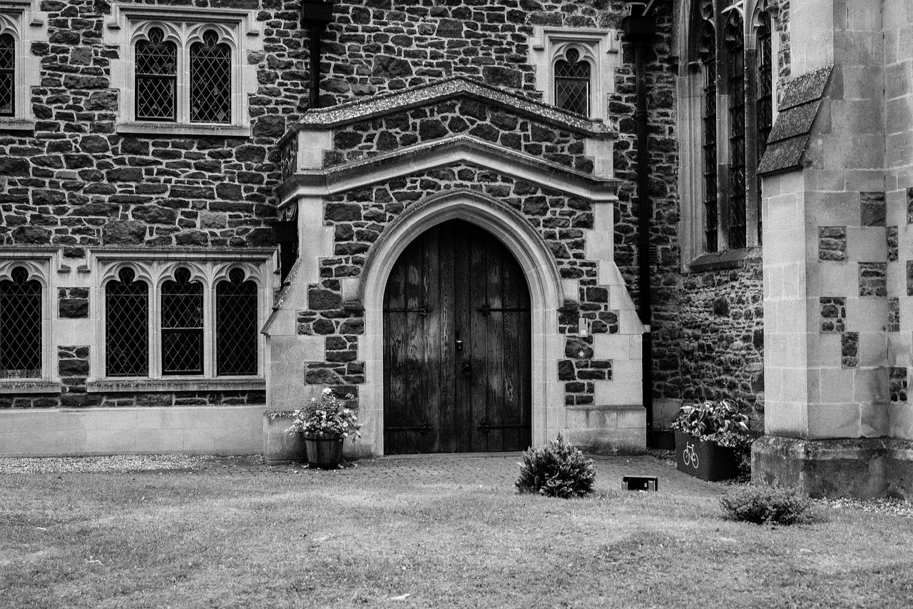 church black and white doors free photo