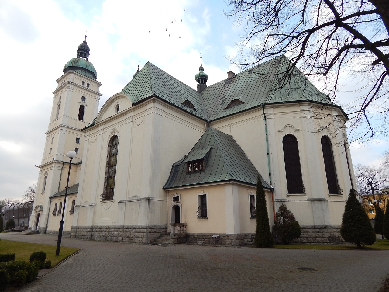 church christianity monument free photo