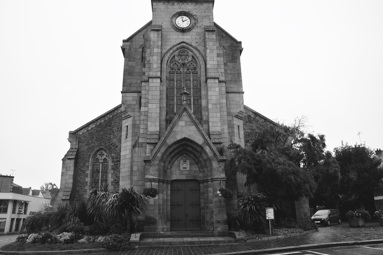 church portal brittany free photo