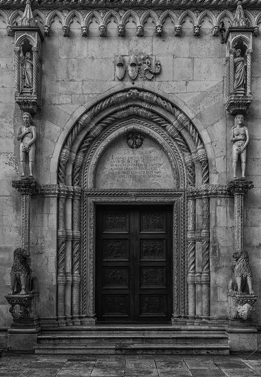 church entrance door free photo