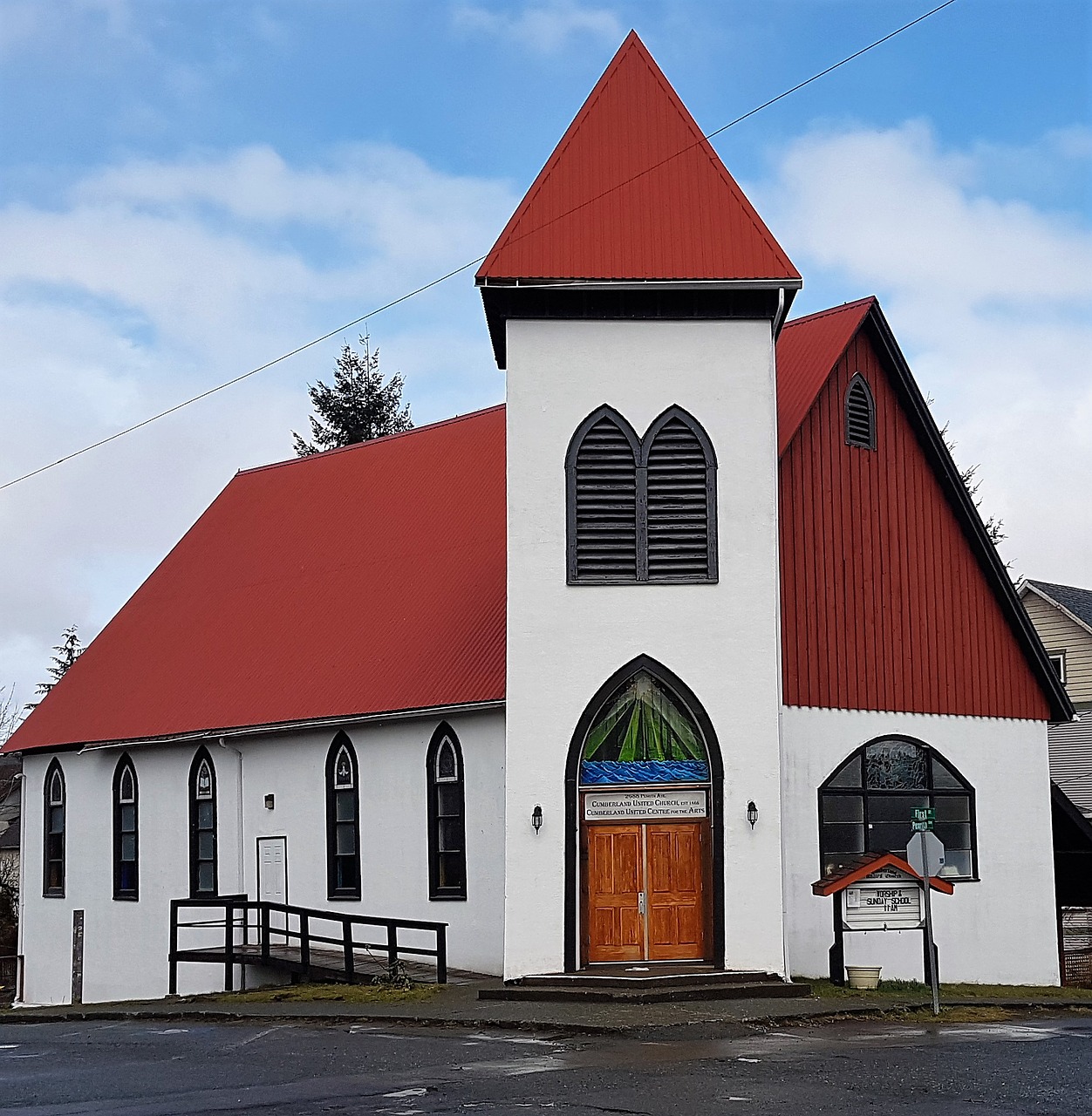 church small town free photo