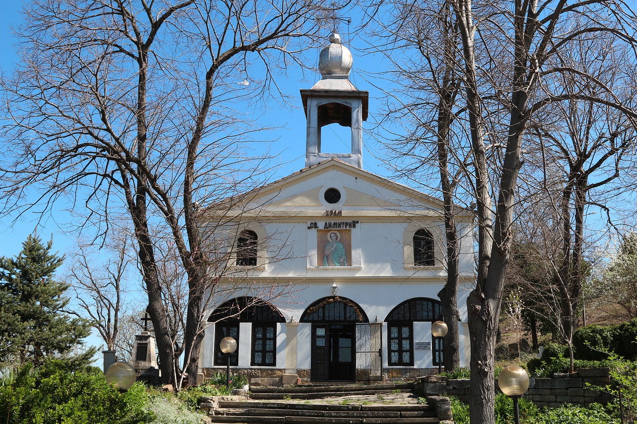 church svishtov bulgaria free photo