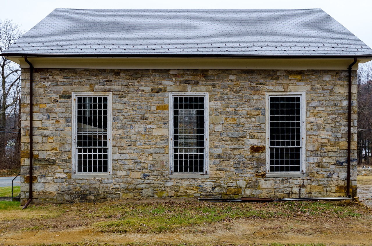 church historic stone free photo